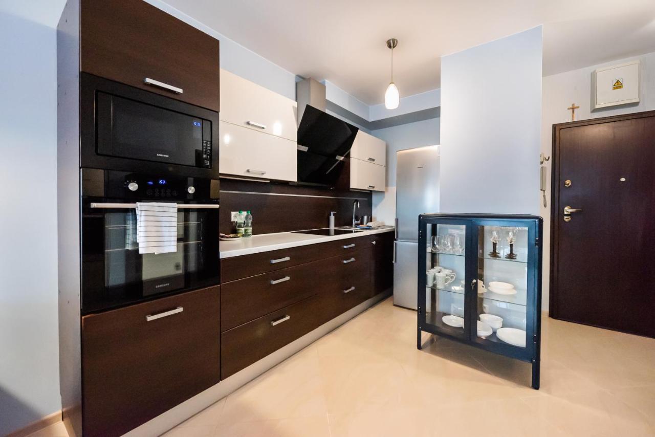Wola Pleasure Place Apartment Warszawa Exteriör bild